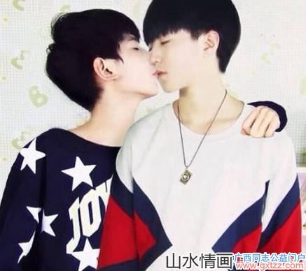 王源接吻王俊凯曝光，只为新剧炒作，网友更担心是同性恋