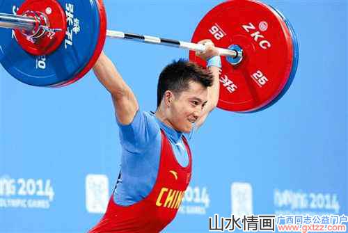 广西男子举重队征战2017年全国男子举重锦标赛