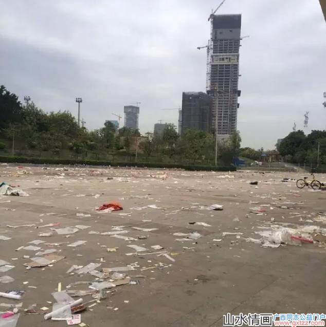 周杰伦南宁演唱会后，天亮后却发现这样的一幕