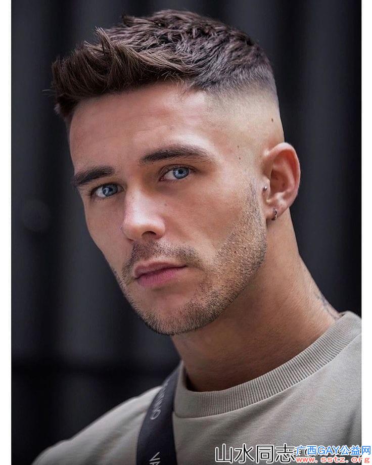 2021极具人气的8种男士发型，帅气有型不落伍，适合大多数男士